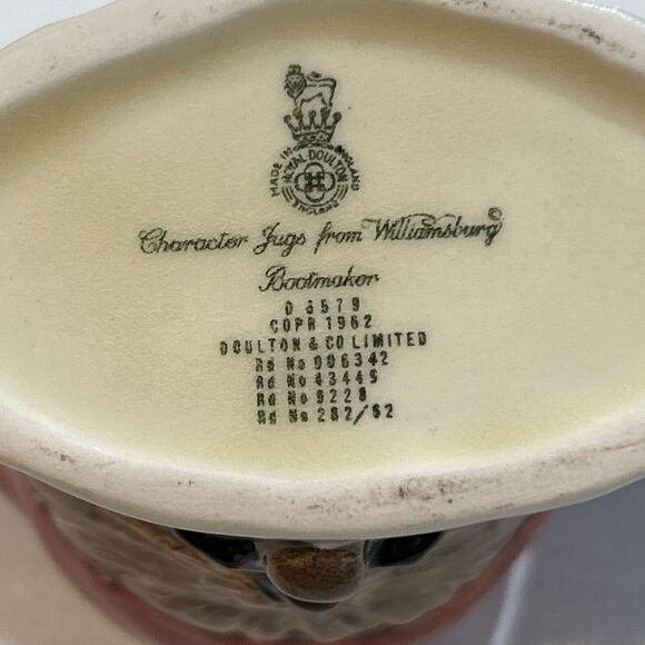 VINTAGE ROYAL DOULTON TOBY MUG "BOOTMAKER" D6579 SMALL 3 3/4" TALL - Picture 4 of 4